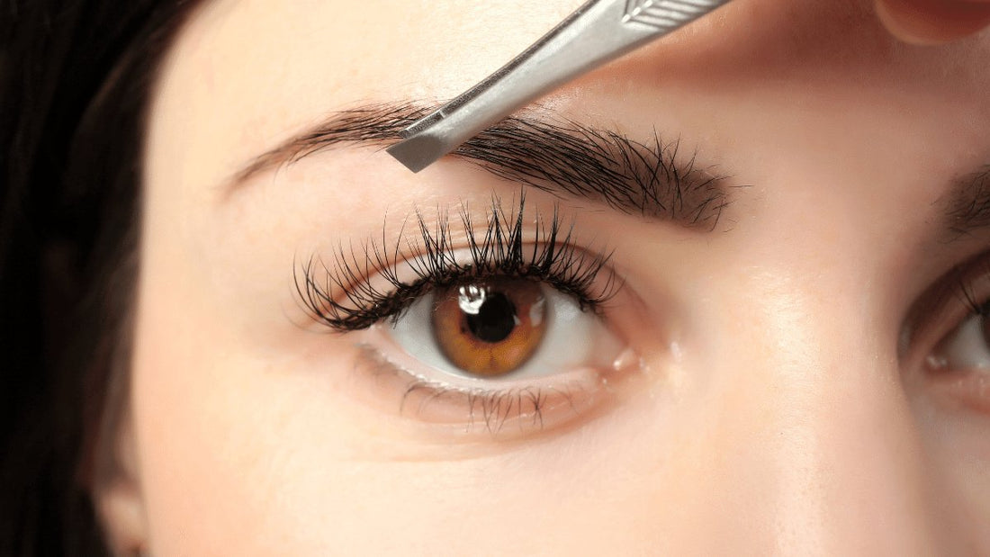 Augenbrauen zupfen – Anleitung & Produkttest - BeautySeele