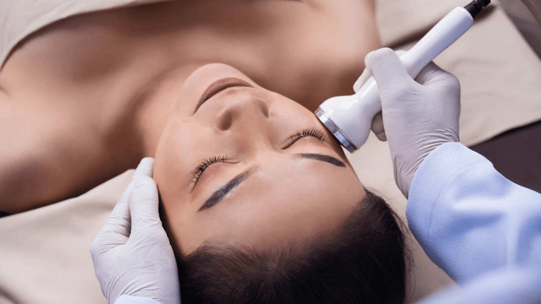 Sind Behandlungen mit Ultraschall im Gesicht gefährlich?