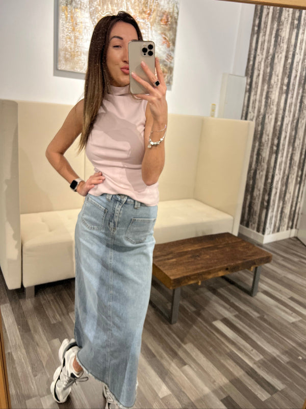 Top Vkaila
