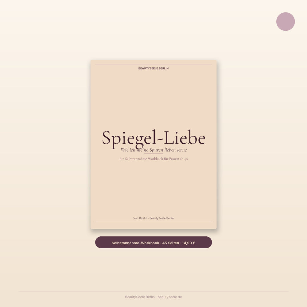 Spiegel-Liebe Workbook Cover in Aubergine und Champagne — Selbstannahme-Workbook für Frauen ab 40 von BeautySeele Berlin